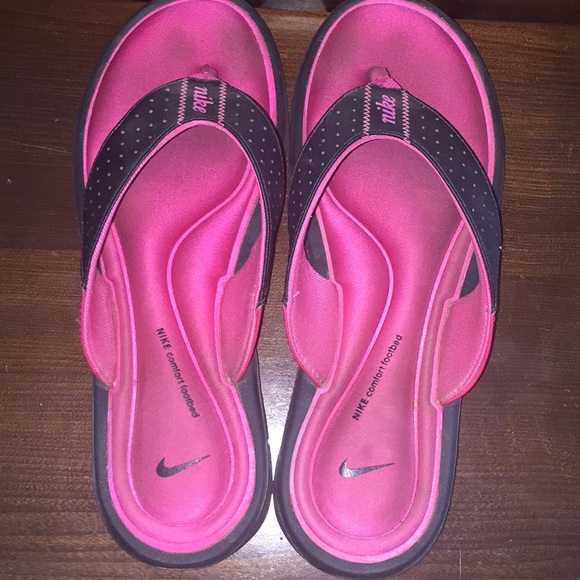 nike gel sandals